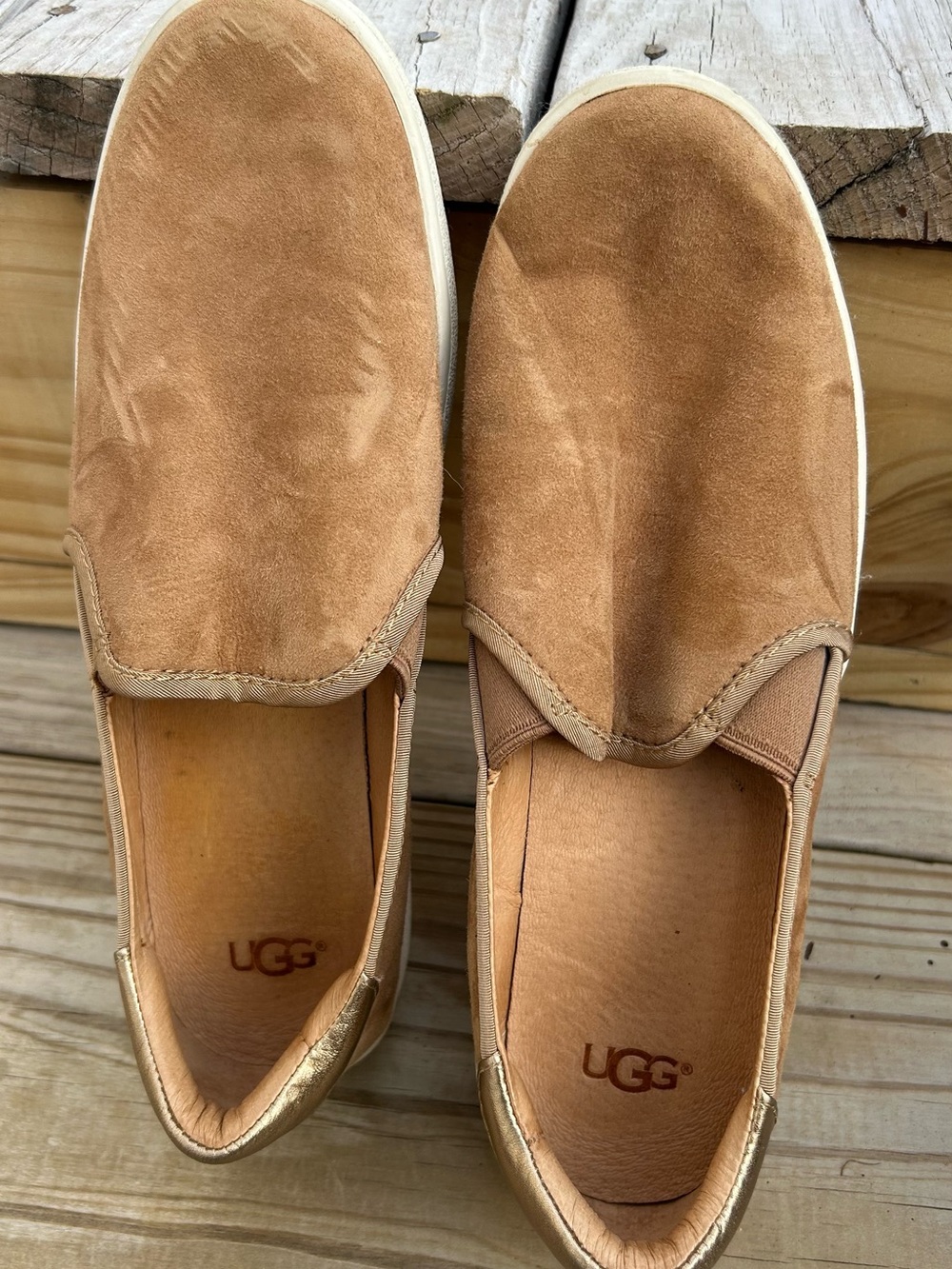 GG 1019217 Suede Slip On Sneakers Tan Gold Women’s Size 9
